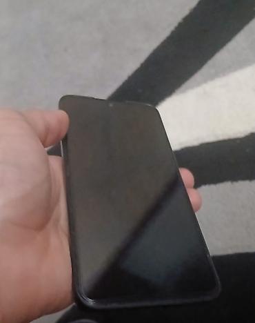 park sensoru: Smartfon – arxa qapaqlı, çoxkameralı - Arxa panel: naxışlı, sürüşməyə — 2
