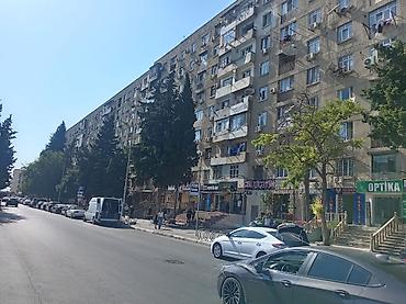 əhmədlidə: Əhmədli metrosunun yaxin. 050-595-75-17 ev sahibi. menzil uzunmüddətli — 10