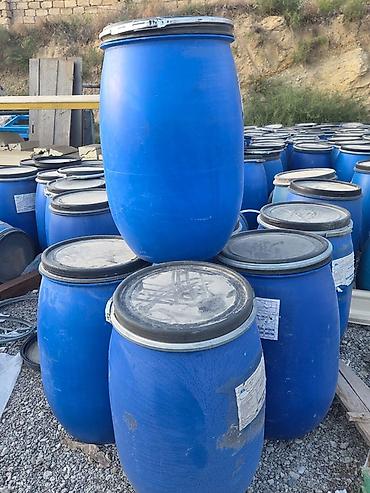 işlənmiş plastik su cənləri: Məhsul: Mavi plastik çən/boçka - Material: Yüksək sıxlıqlı polietilen — 1