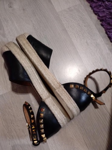 crne sandale: Sandale, Antonella Rossi, 38