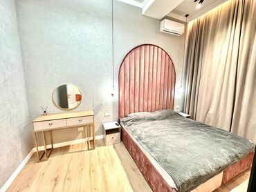 сдаю квартира на долгий срок: 3 бөлмө, Кыймылсыз мүлк агенттиги, Чогуу жашоосу жок, Толугу менен эмереги бар
