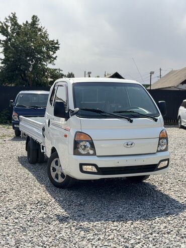 где дешевле купить машину бу: Жеңил жүк ташуучу унаа, Hyundai, Стандарт, 2 т, Колдонулган
