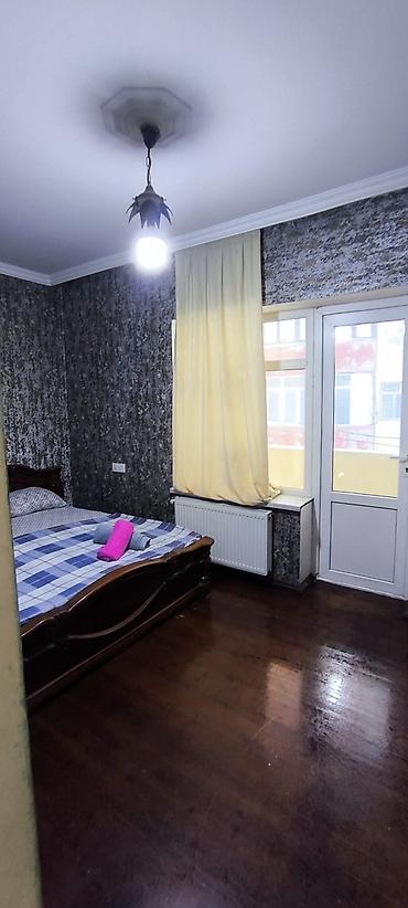 Günlük kirayə mənzillər: 2 otaqlı — 17
