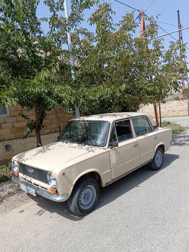 maşım: VAZ (LADA) 2101: 1.6 l | 1974 il Sedan