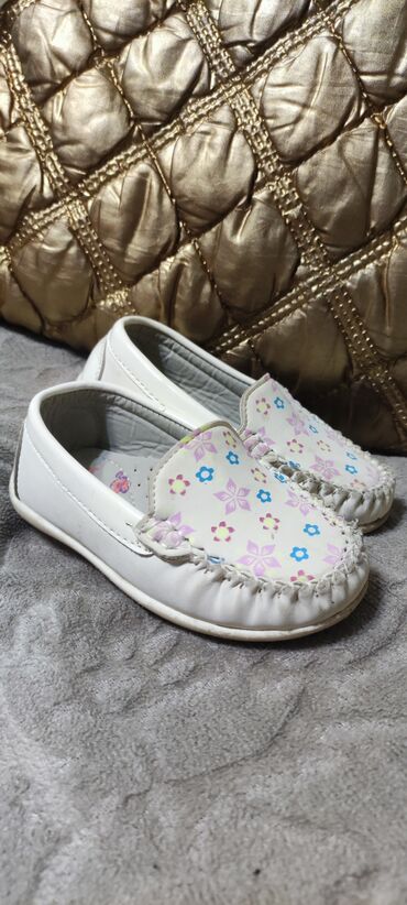 Детская обувь: Продам лёгкие макасины для девочки, размер 23 по стельке 13,5 см по