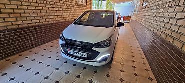 визуал: Chevrolet Spark: 2021 г., 1 л, Автомат, Бензин, Хэтчбэк — 8