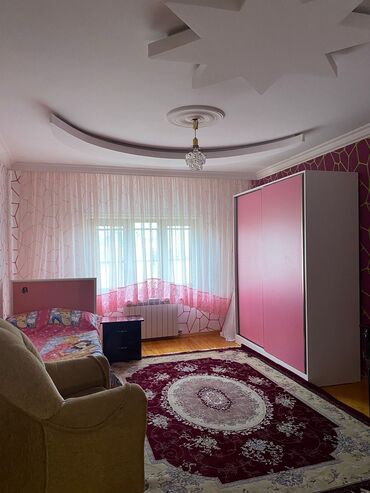 Həyət evləri və villaların satışı: 6 otaqlı, 7000 kv. m, Orta təmir — 14