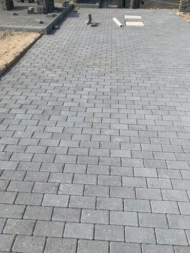 Ağlay: Təbii Dekorativ daş
