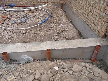 кладка забора: Монтаж наружной канализации и водоснабжения под ключ - Земляные — 9