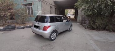 рулевая рейка рав 4: Toyota ist: 2003 г., Хэтчбэк