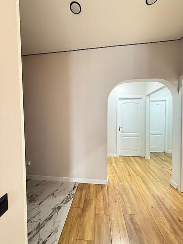 микрорайон: 3 комнаты, 70 м², Учкун мкр 105 серия, 9 этаж, Евроремонт — 10