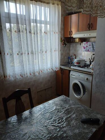 Köhnə tikili: Bakı, 3 otaqlı, Köhnə tikili, m. Əhmədli, 80 kv. m — 20