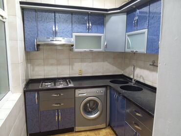 Uzunmüddətli kirayə mənzillər: 20 yanvar metrosunun çıxışı,5 mərtəbənin,3- cü mertebesində, 2 — 4