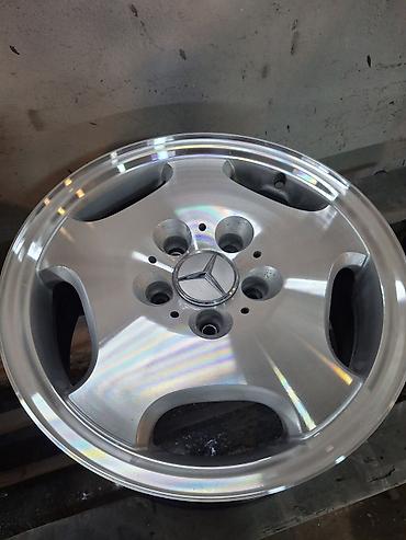 emblem: Mercedes-Benz yüngül lehimli disk r16 - Model: 5 boltlu, 5 deşikli — 1