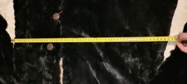 Krzneni kaputi: One size, Sa postavom, bоја - Crna — 15