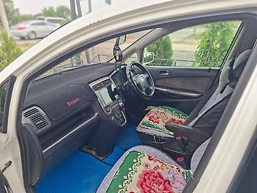 срв 2009: Honda Stream: 2000 г., Минивэн — 5