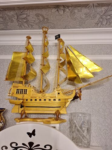 gemi qiymetleri: El iwi Gemi Boyukdur Ela veziyetdedir Eziyetli iwdir Spiçkadan