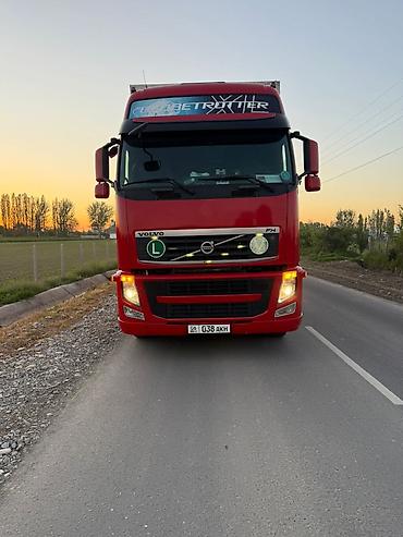 Тягачи: Тягач, Volvo, 2012 г., Тентованный — 1