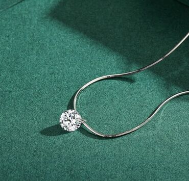 Digər süfrə qabları: Kulon, Swarovski