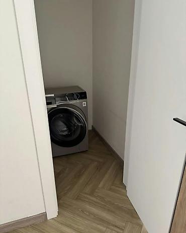 1200: Сдается: 3 комнатная квартира Район: Асанбай Адрес: Токомбаева — 6