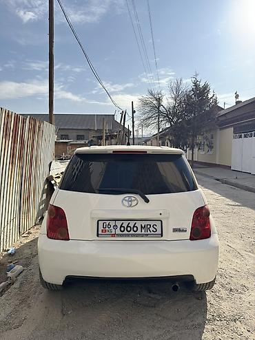 Toyota: Toyota Ist: 2002 г., 1.5 л, Автомат, Бензин, Хэтчбэк — 12