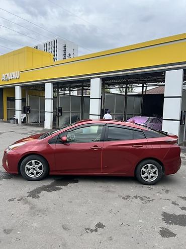 voxy noah: Toyota Prius: 2016 г., 1.8 л, Гибрид, Лифтбек — 4