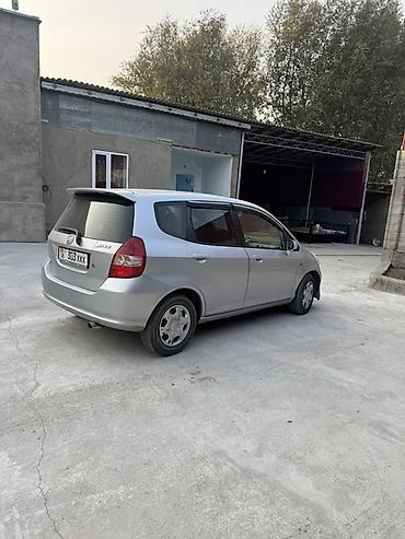 легковой пирсеп: Honda Jazz: 2002 г., Автомат, Бензин, Хэтчбэк — 3