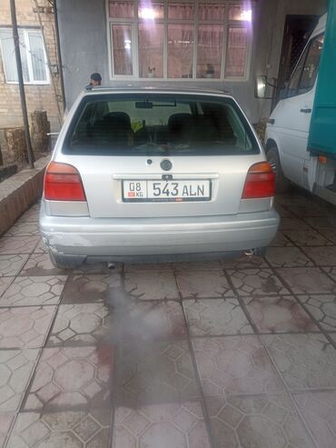 Volkswagen: Volkswagen Golf: 1995 г., 1.8 л, Механика, Бензин, Хэтчбэк — 4