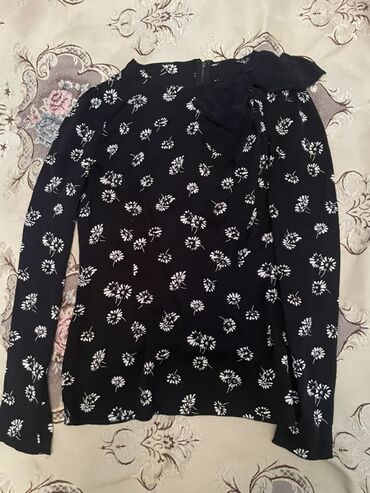 Dəstlər, kostyumlar: Qadın geyimləri -da lalafo.az — 20 Dəstlər, kostyumlar: Qadın geyimləri — 20