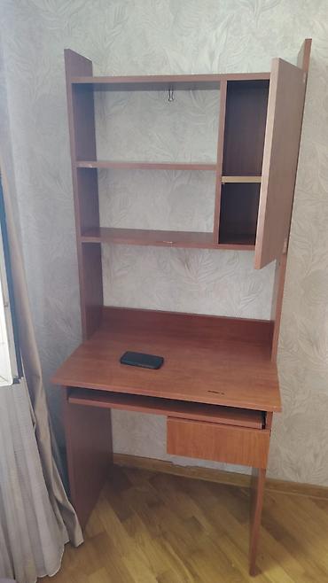 kombi şkafı: Düz masa, Polkalı, Siyirməli, Sadə laminat — 2