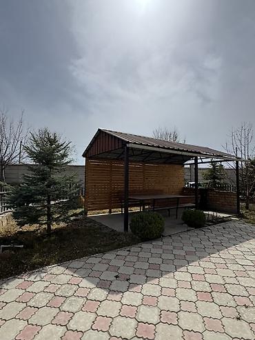 Продажа коттеджей и домов: Продаётся двухэтажный коттедж с мансардой в ЦО «Кесар» (город — 5