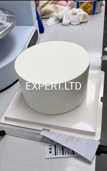 Tortlar: Tortu gözəl görünüşlü hazırlayıb və bəzəmək üçün sənaye tipli maşin -da lalafo.az — 6 Tortlar: Tortu gözəl görünüşlü hazırlayıb və bəzəmək üçün sənaye tipli maşin — 6