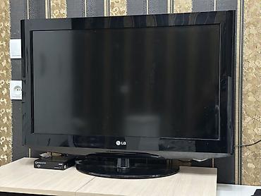 телевизоры 32: Телевизор LG, диагональ около 32" (80 см). ЖК-панель, черная глянцевая — 2