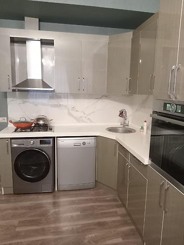 studio menzil: Elmlər Akademiyası metrosunun yaxınlığında, yeni tikili, 20 mərtəbəli — 3