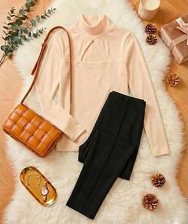 Kompleti: Ženska dvodelna kombinacija – džemper i pantalone - Gornji deo: meki — 1