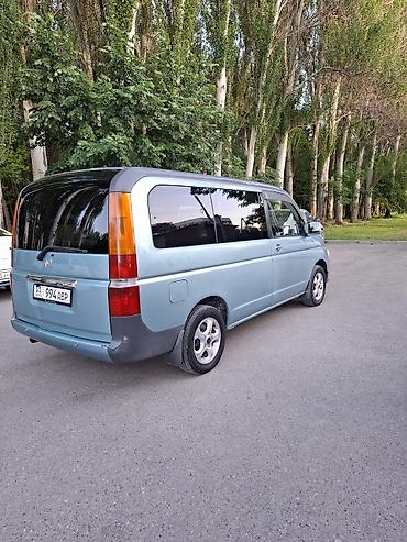 Honda: Honda Stepwgn: 2002 г., 2 л, Минивэн — 5