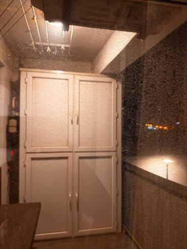 Uzunmüddətli kirayə mənzillər: Xətai Rayonu 8 Noyabr Prospekti Şəhərə Maşınla 10 Dəqiqə Məsafədə BLUE — 11