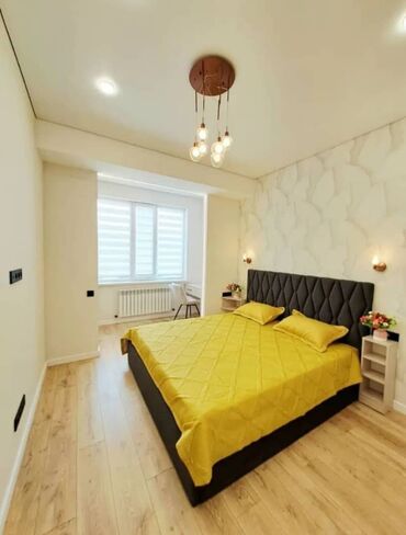 купля продажа домов в бишкеке: 2 комнаты, 70 м², Элитка, 3 этаж, Дизайнерский ремонт