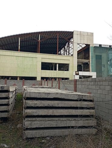 Другие строительные блоки: Продаю плиты, региля Региля 12м 1шт - 50000 сом в наличии 28шт Плиты — 6