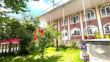 kiraye ev balaxani: 5 otaqlı, 350 kv. m, Orta təmir — 9
