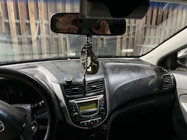 хундай солярис 2017: Hyundai Solaris: 2011 г., 1.6 л, Автомат, Бензин, Седан