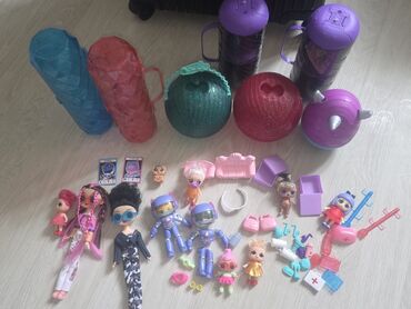 Oyuncaqlar: LOL Surprise temalı böyük oyun dəsti hamısı 25azn Tərkib: - Fərqli — 4