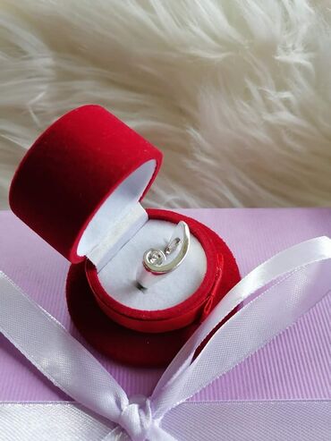 Prstenje: Cena 1200din — 1