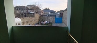 Bağ evlərinin satışı: Bakı, Qaraçuxur qəs., 200 kv. m, 7 otaqlı, İnternet, Qaz, İşıq — 2