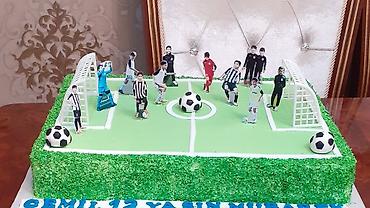 Qida məhsulları: Futbol mövzusunda dizaynlı tort - Sarı-ağ rəng palitrası, futbol topu — 8