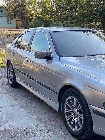570 2015: BMW 5 series: 1996 г., 2.5 л, Механика, Бензин, Седан — 4