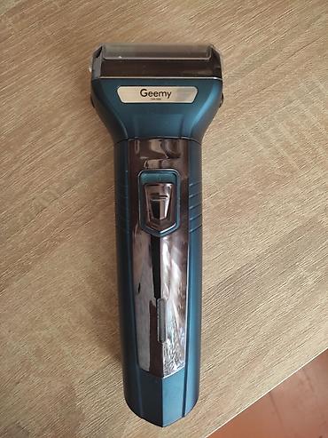 kreditle akumlyator: Geemy GM-566 – 3‑ü 1‑də şaver və trimmer dəsti Xüsusiyyətlər: - 3 — 2