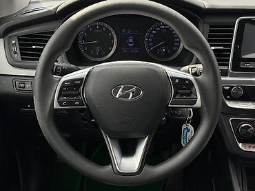 Hyundai: Hyundai Sonata: 2022 г., 2 л, Автомат, Газ, Седан — 6
