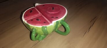 dolcezza solja: Keramički set za čaj dizajna lubenice. Set uključuje bokal sa