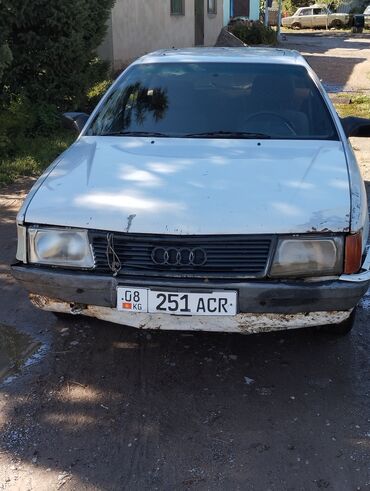 Продажа авто: Audi 100: 1983 г., 1.8 л, Механика, Бензин, Седан